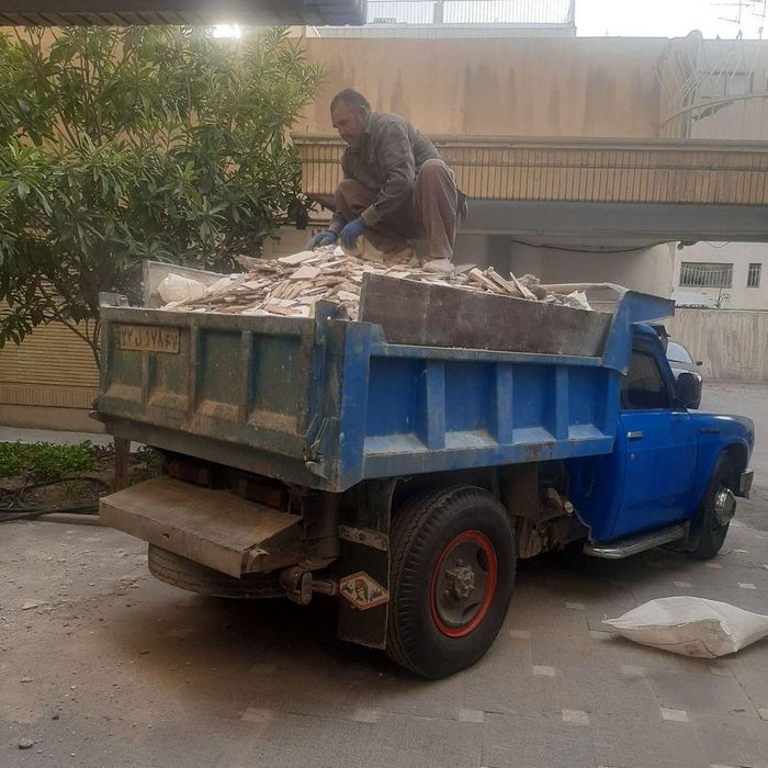 جابجایی نخاله با نیسان
